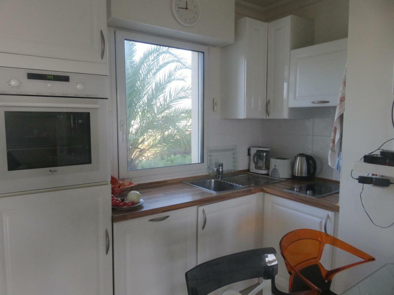 Stunning 2 Bed, 2 Bath Apt On The Cannes Sea Front Has Swimming Pool And Is A Secure Modern Building 464 Exterior foto