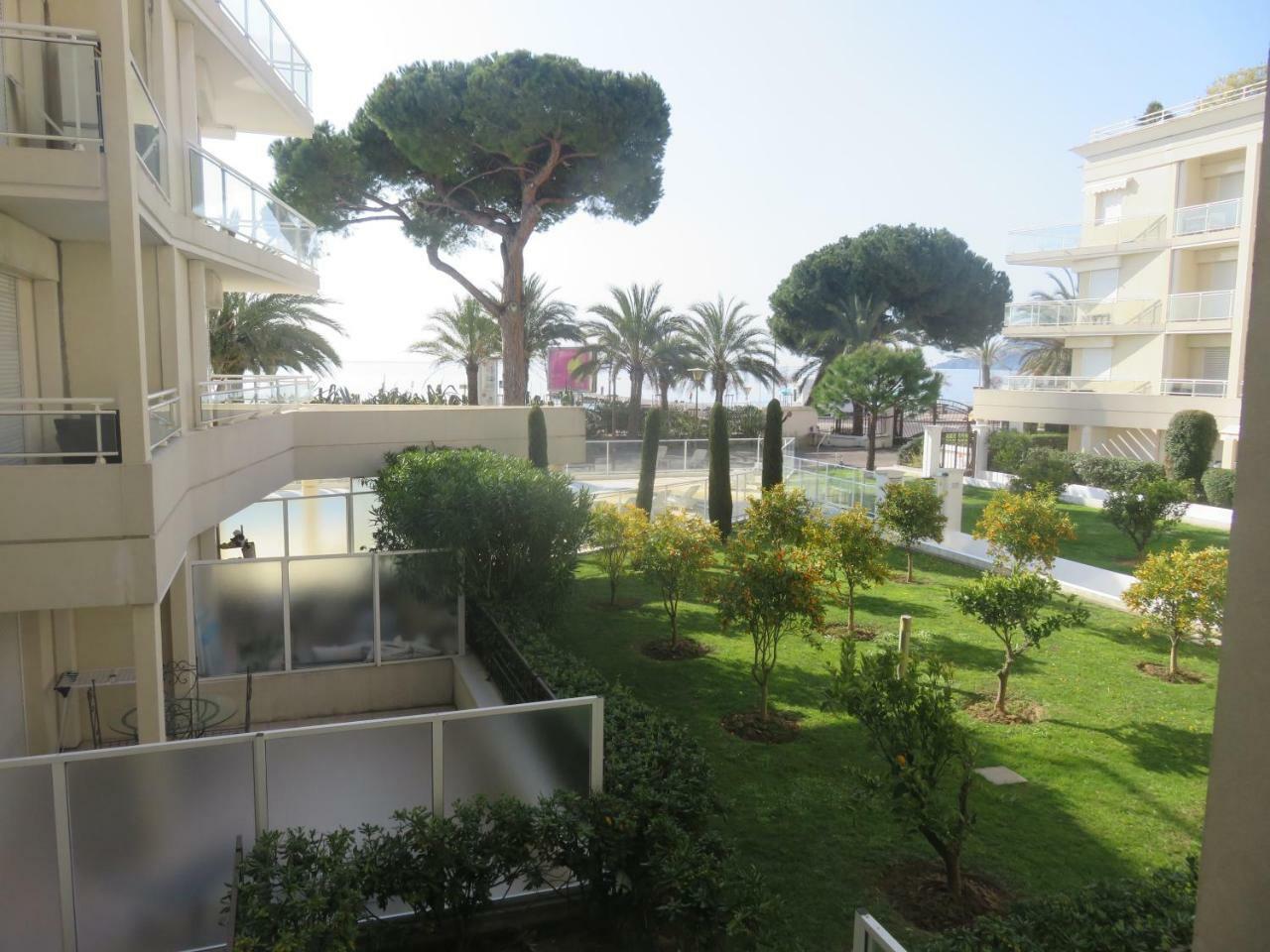Stunning 2 Bed, 2 Bath Apt On The Cannes Sea Front Has Swimming Pool And Is A Secure Modern Building 464 Exterior foto